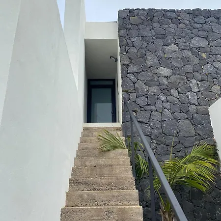 Golden Flower Tacoronte