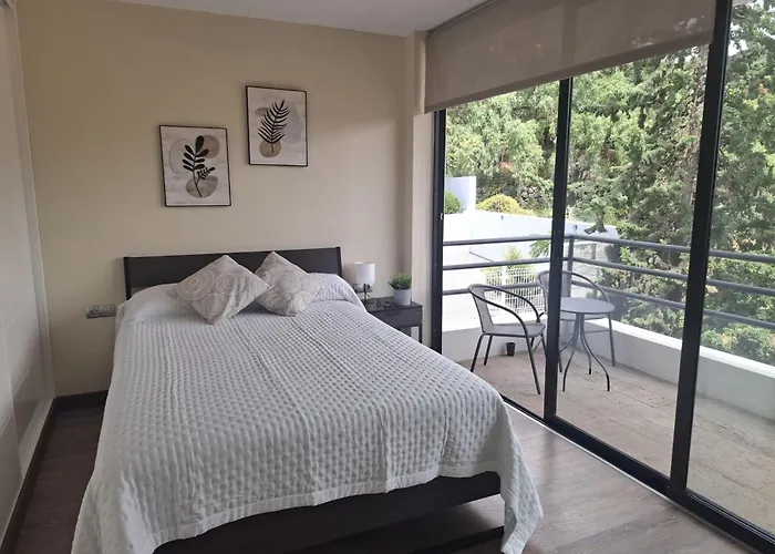 Golden Flower Apartamento *