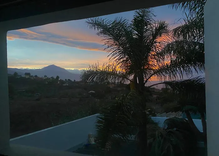 شقة Golden Flower تاكورونتي